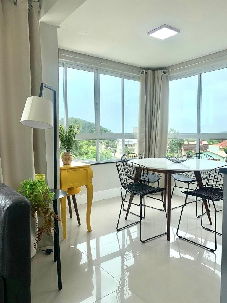 Paraíso! Linda cobertura com vista 360°!