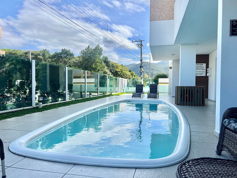 Piscina aquecida! Apto na praia de Palmas! PF01I