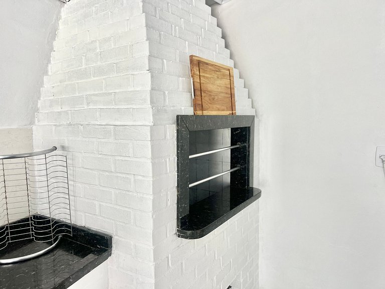 Aconchegante! Casa na praça da Armação PF02I
