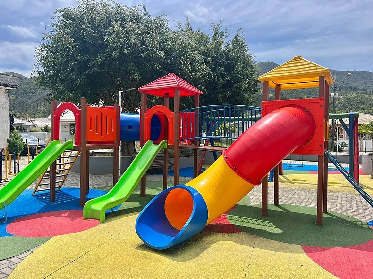 Aconchegante! Casa na praça da Armação PF02I