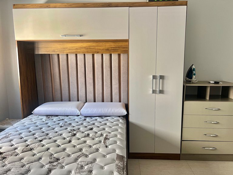 Lindo! Apto com piscina aquecida na Praia de Palmas! YD03I