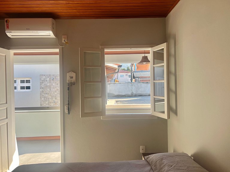Pé na areia! Casa na Faz. da Armação - ZI03I