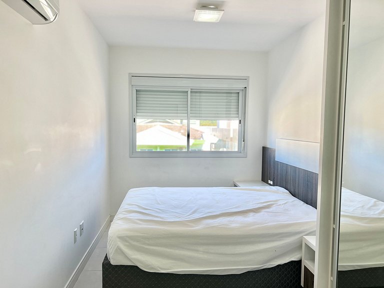 Lindo! Apto com piscina no condomínio - AE03J
