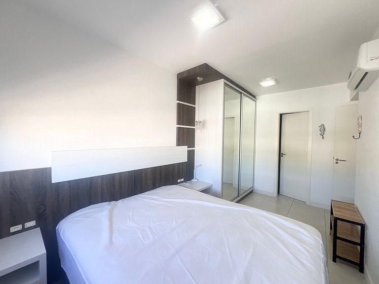 Lindo! Apto com piscina no condomínio - AE03J