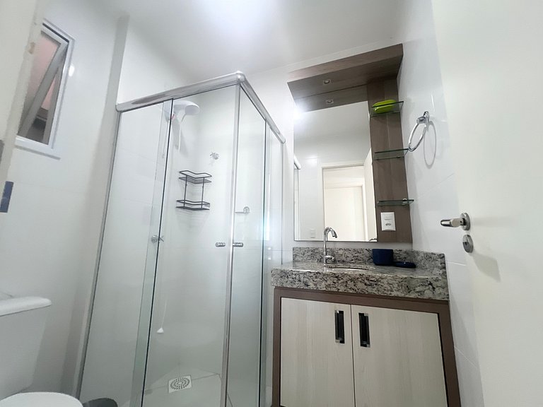 Lindo! Apto com piscina no condomínio - AE03J