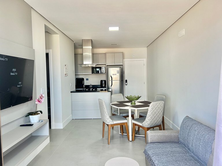 Lindo! Apto na Praia Grande. BC01J