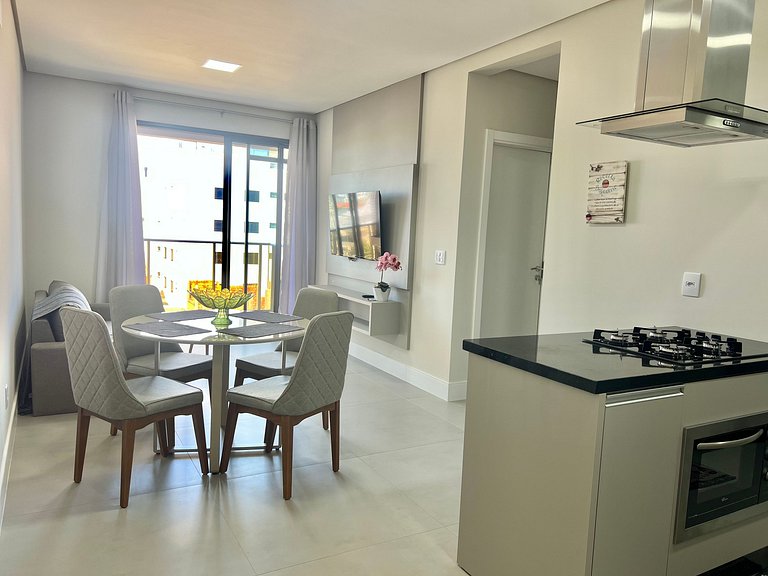 Lindo! Apto na Praia Grande. BC01J