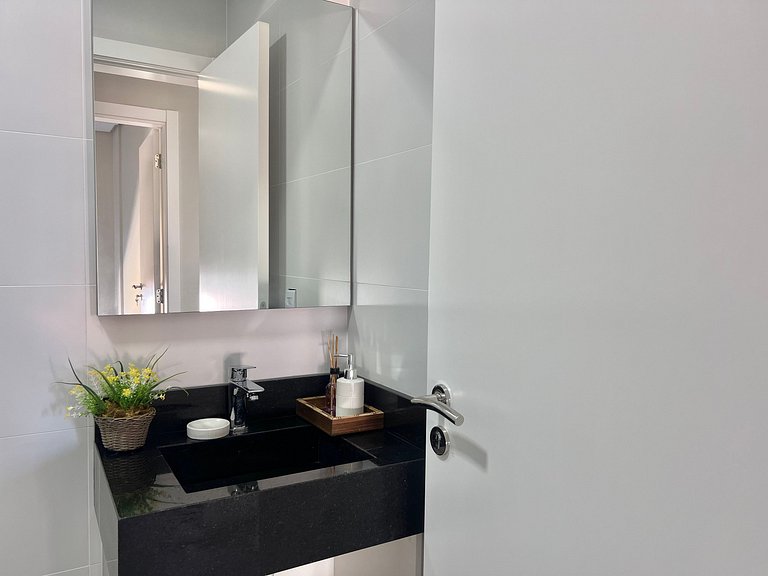 Lindo! Apto na Praia Grande. BC01J