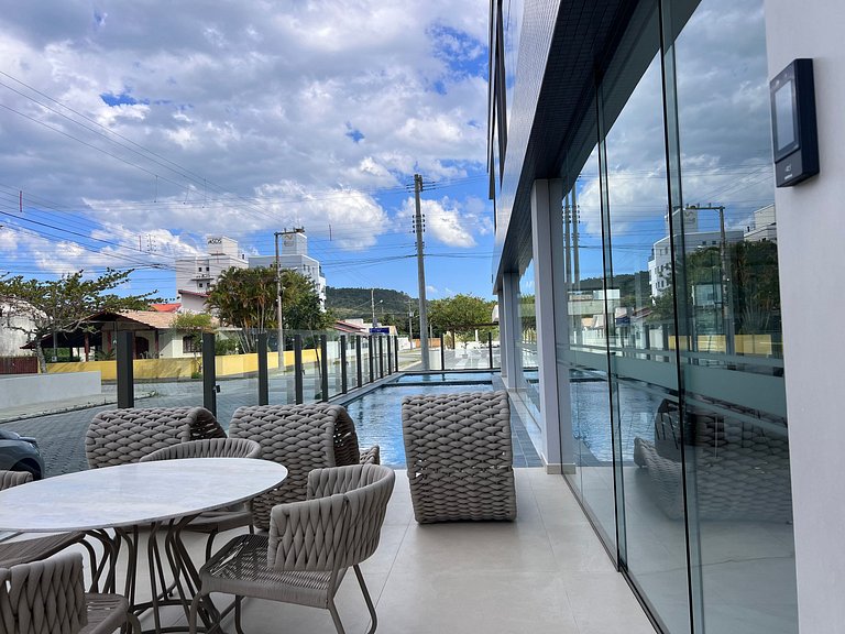 Lindo! Apto na Praia Grande. BC01J