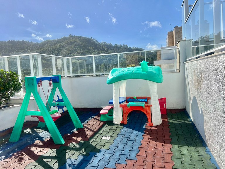 Apto piscina vista mar na praia de Palmas.- CC01J