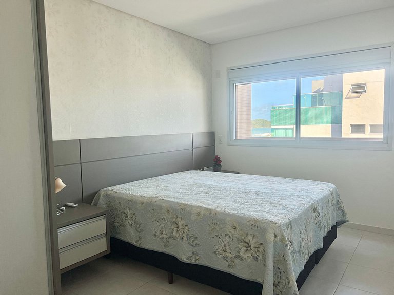 Apto piscina vista mar na praia de Palmas.- CC01J