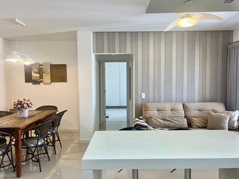 Apto piscina vista mar na praia de Palmas.- CC01J