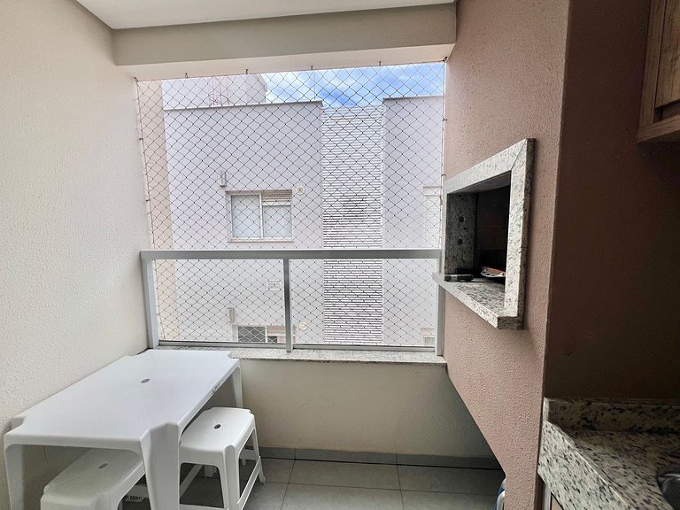 Lindo! Apto com piscina na praia de Palmas - CI02J