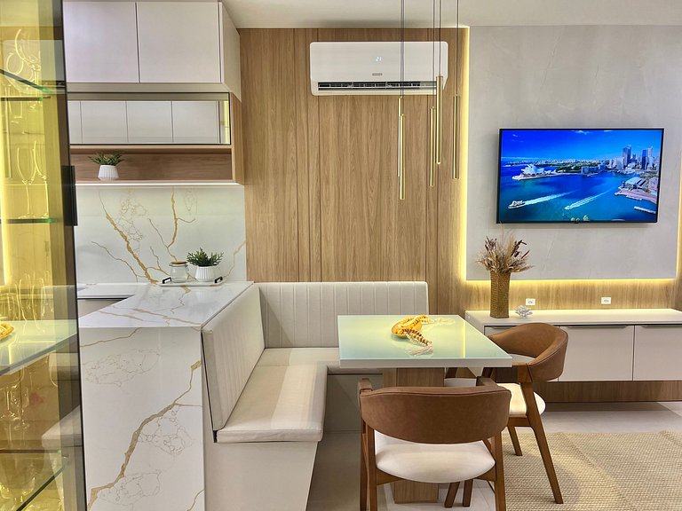 Maravilhoso! Apto na Praia Grande! CD01J