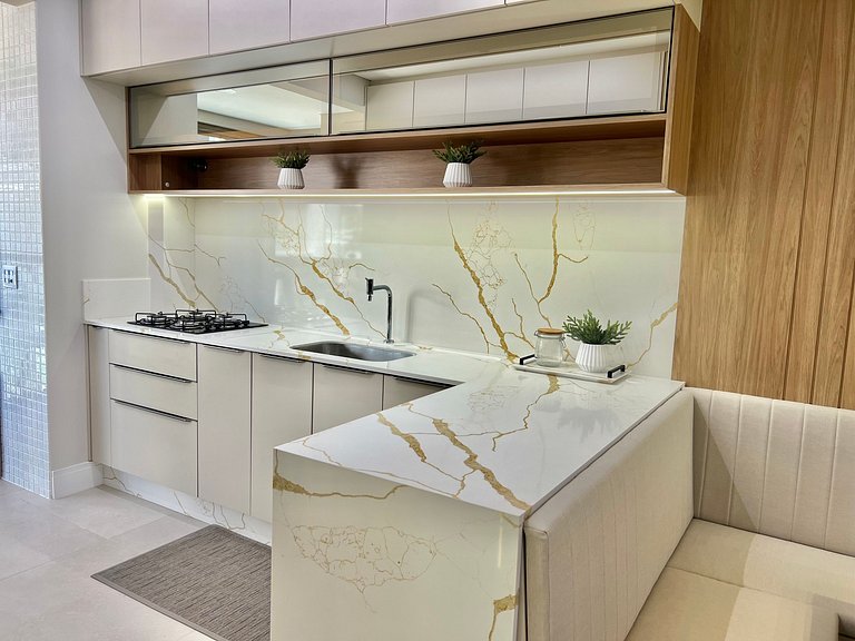 Maravilhoso! Apto na Praia Grande! CD01J