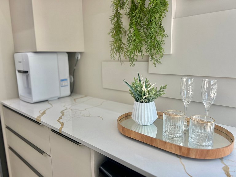 Maravilhoso! Apto na Praia Grande! CD01J