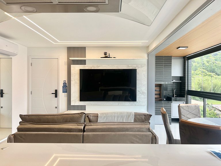 Lindo! Apto com piscina no condominio - OJ10I