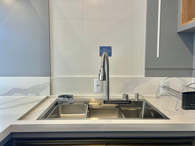 Lindo! Apto com piscina no condominio - OJ10I