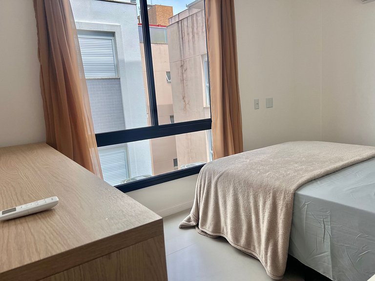 Lindo! Apto com piscina no condominio - OJ10I