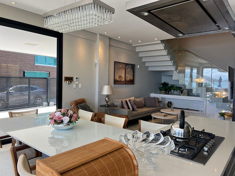 Espetacular! Alto padrão - pé na areia - CB03J