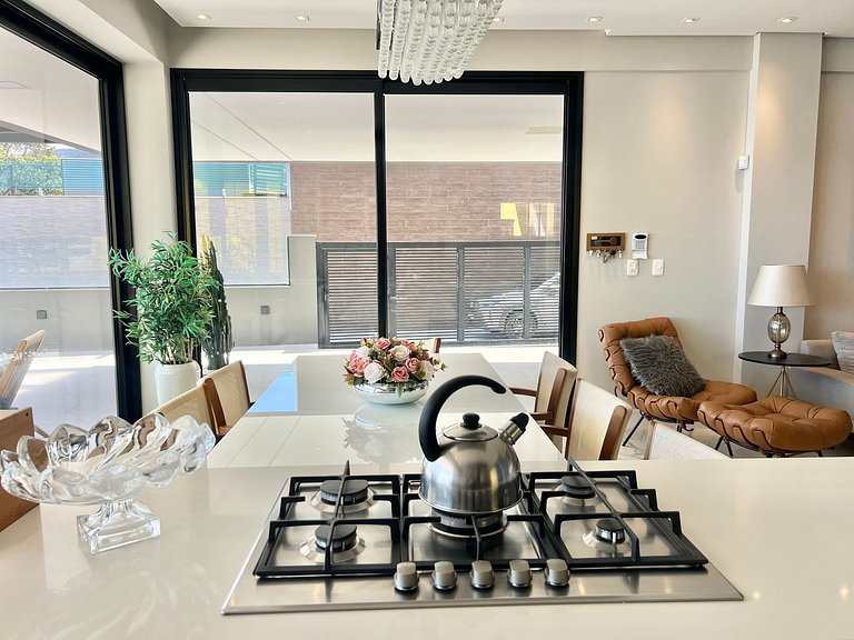 Espetacular! Alto padrão - pé na areia - CB03J