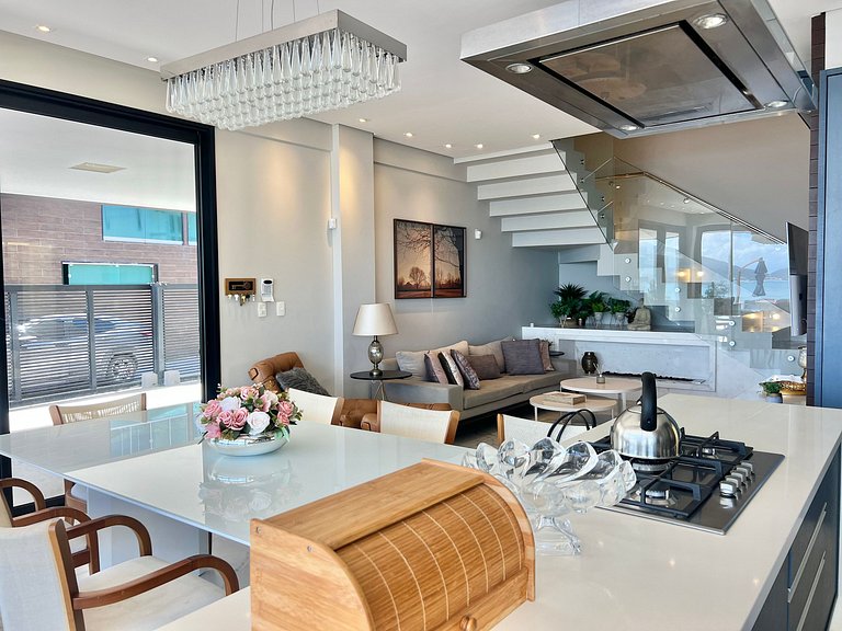 Espetacular! Alto padrão - pé na areia - CB03J