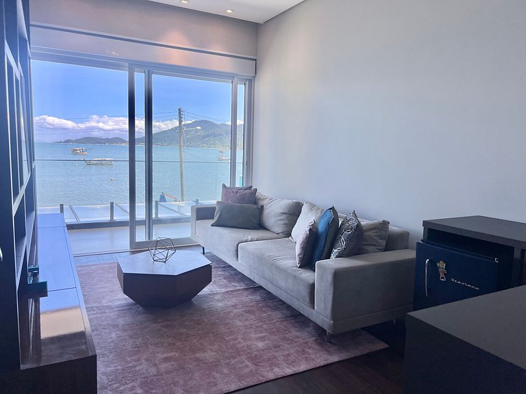 Espetacular! Alto padrão - pé na areia - CB03J