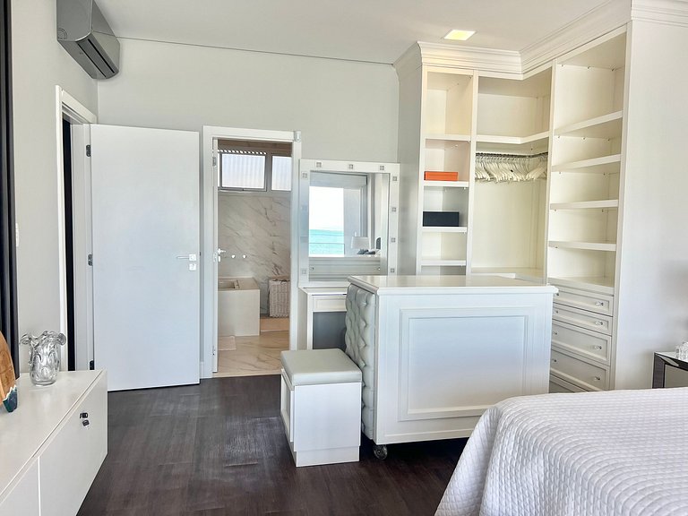 Espetacular! Alto padrão - pé na areia - CB03J