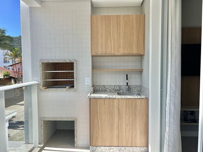 Lindo! Apartamento na Praia de Palmas - CI03J