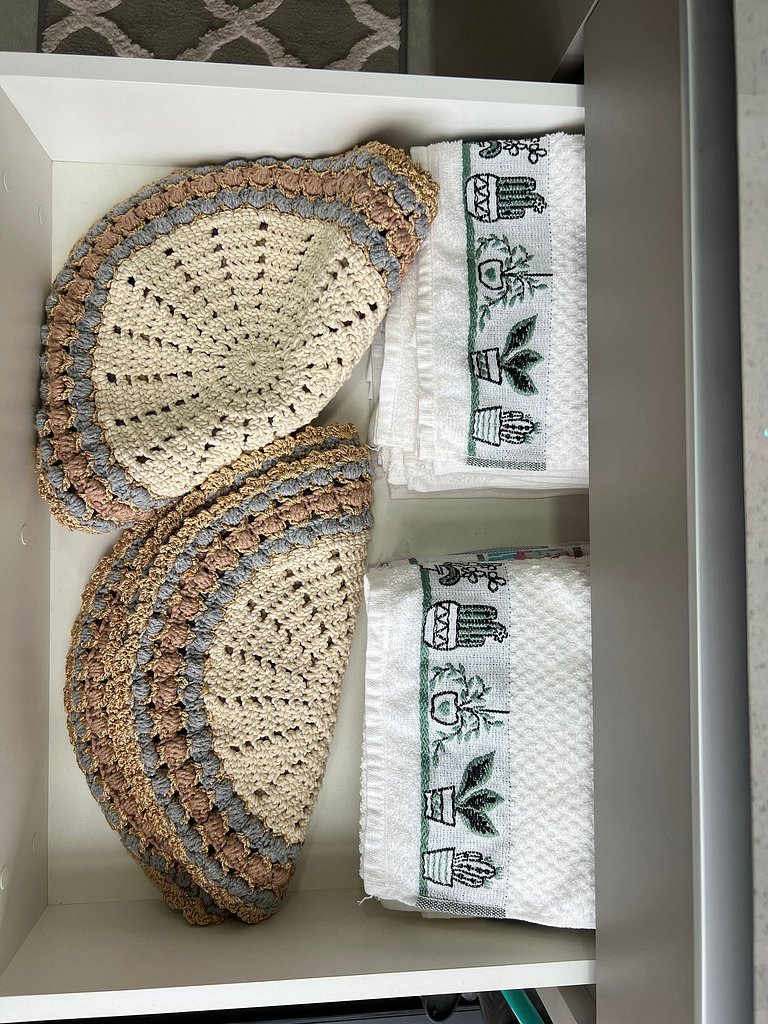 Lindo! Apto com piscina na Praia de Palmas. DK02J