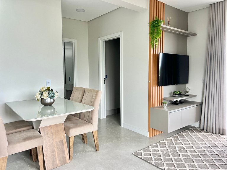 Lindo! Apto com piscina na Praia de Palmas. DK02J