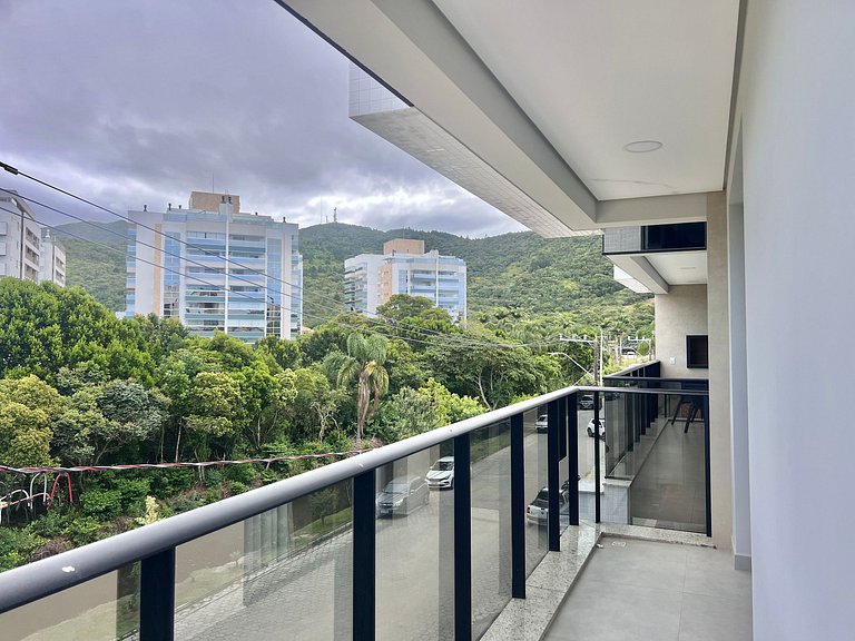 Lindo! Apto com piscina na Praia de Palmas. DK02J