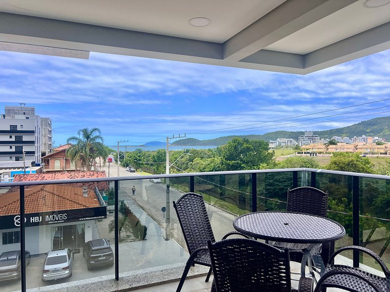 Lindo! Apto com piscina na Praia de Palmas. DK02J