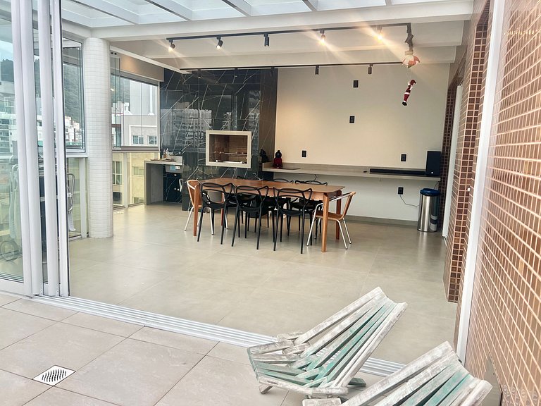 Perfeita! Cobertura na Praia de Palmas! - DK03J