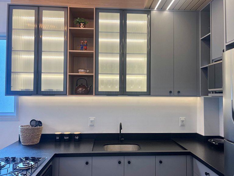 Lindo! Apartamento na Praia de Palmas - DE03J