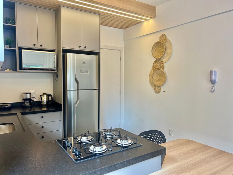 Lindo! Apartamento na Praia de Palmas - DE03J