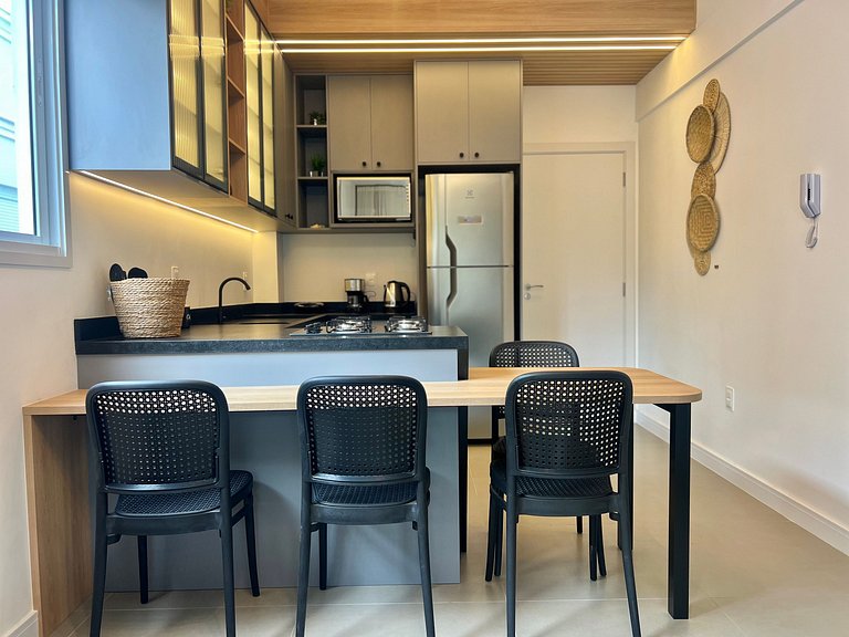 Lindo! Apartamento na Praia de Palmas - DE03J