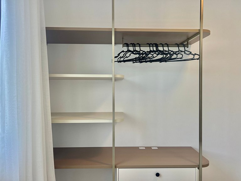 Lindo! Apartamento na Praia de Palmas - DE03J