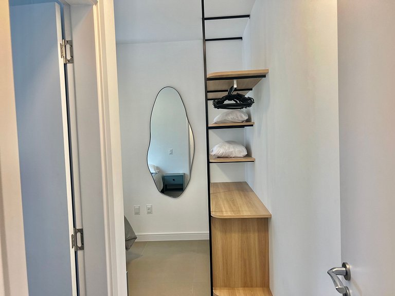 Lindo! Apartamento na Praia de Palmas - DE03J