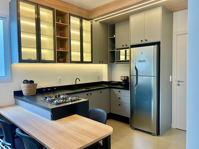 Lindo! Apartamento na Praia de Palmas - DE03J