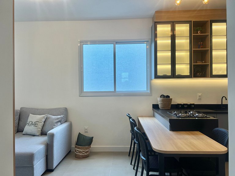 Lindo! Apartamento na Praia de Palmas - DE03J