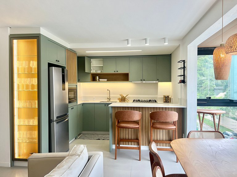 Perfeito! Apto na Praia de Palmas! - DR01J