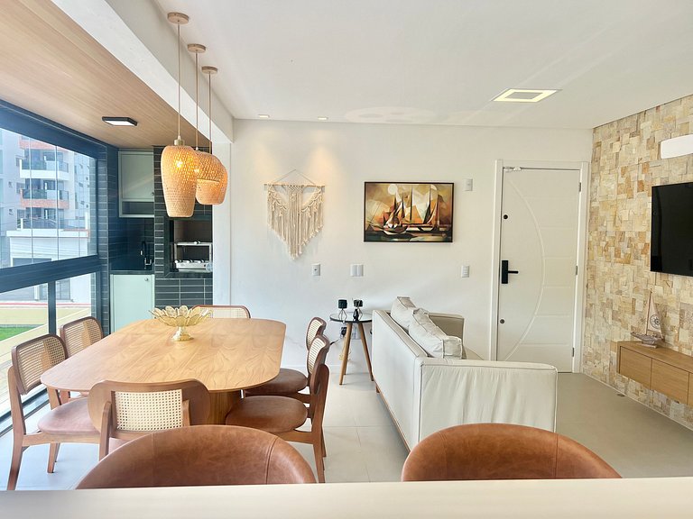 Perfeito! Apto na Praia de Palmas! - DR01J