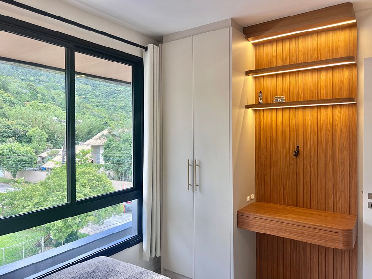 Perfeito! Apto na Praia de Palmas! - DR01J