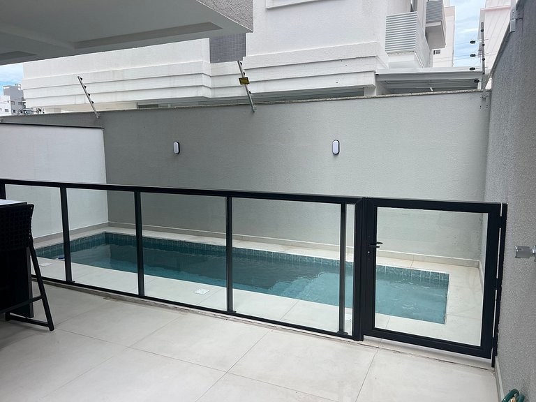 Perfeito! Apto na Praia de Palmas! - DR01J