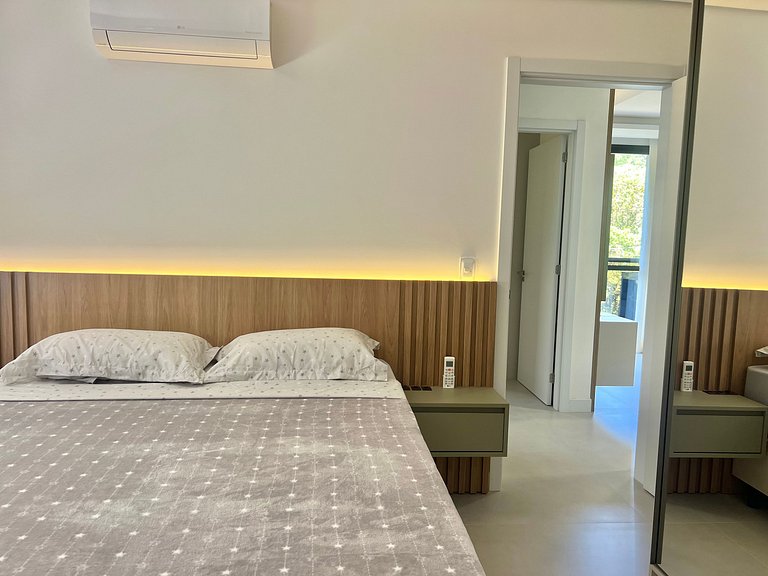 Lindo! Apto na Praia de Palmas - ZI06I