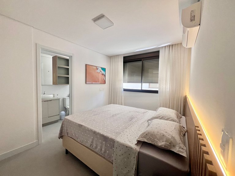 Lindo! Apto na Praia de Palmas - ZI06I