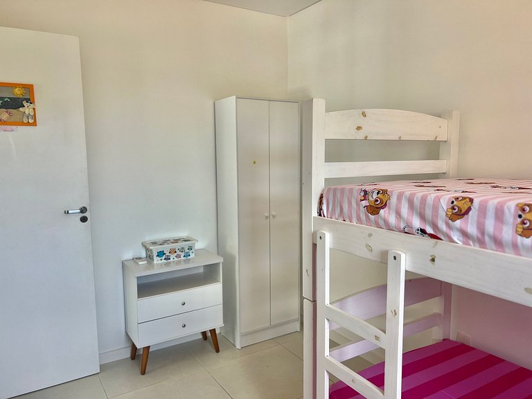 Aconchegante! Apto na Praia de Palmas. DR02J