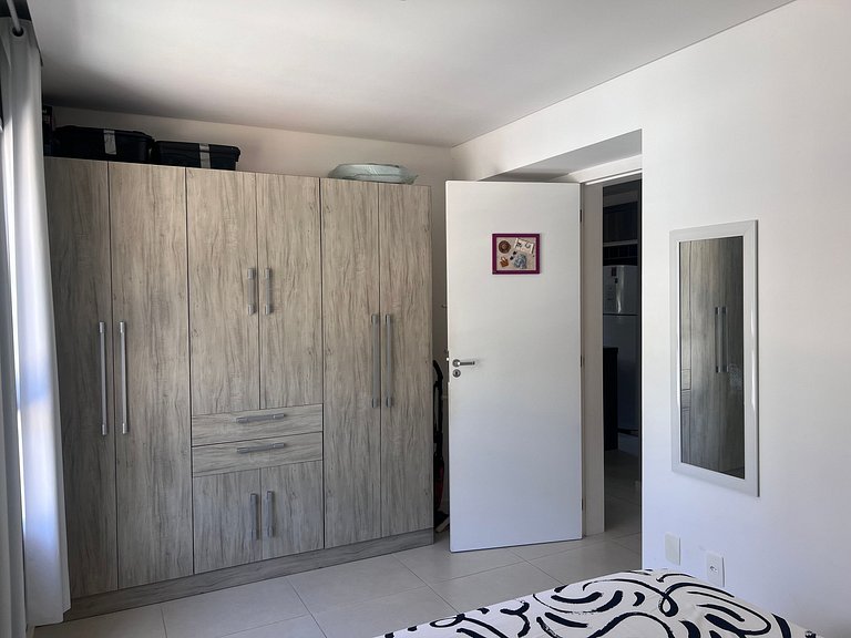 Aconchegante! Apto na Praia de Palmas. DR02J