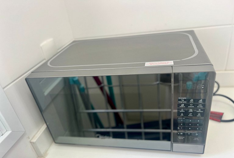 Lindo! Apto com piscina no condomínio - EF01J